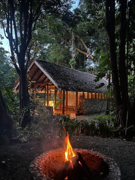 Dalakit House Hidden Gem, Tranquility Nearby Town Villa Siquijor Exterior photo
